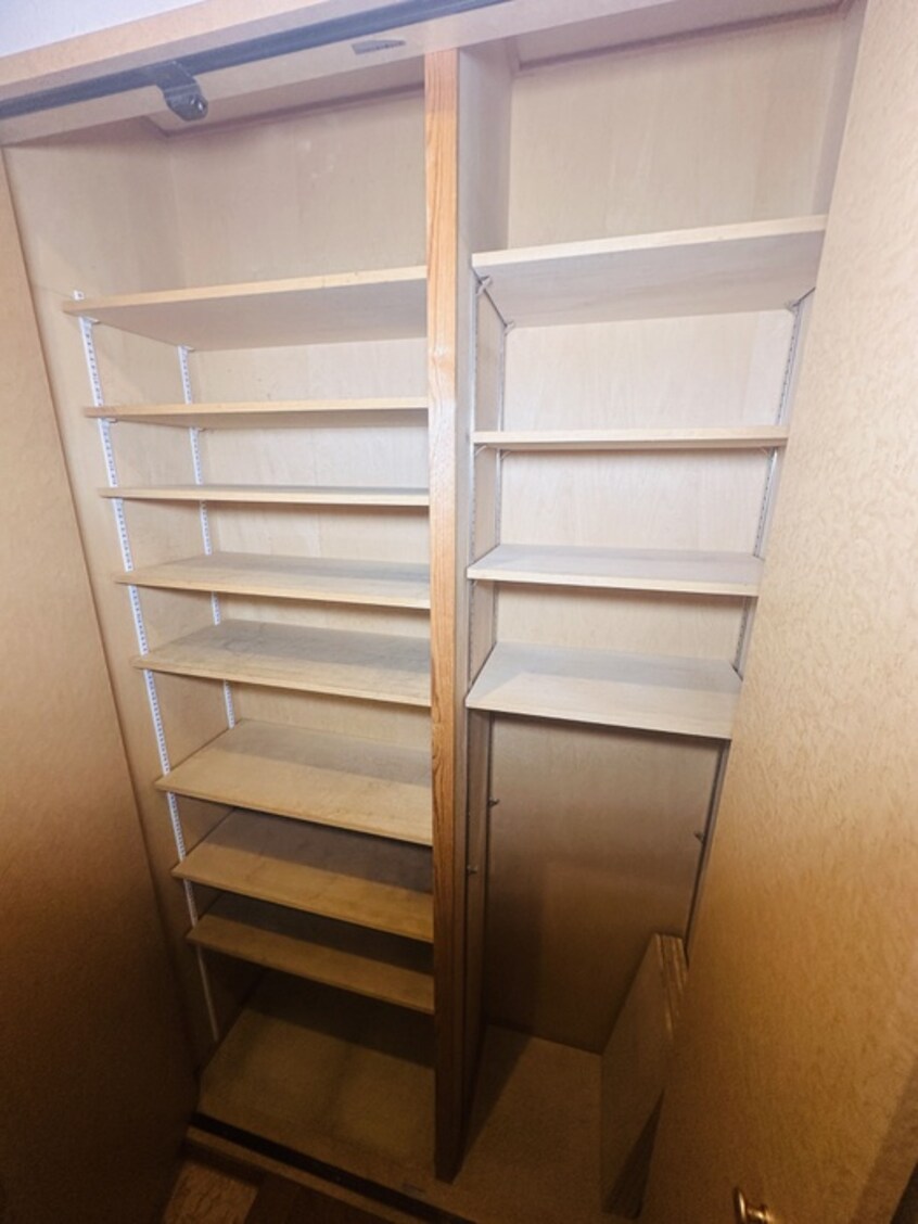 靴箱 シルヴァン中原