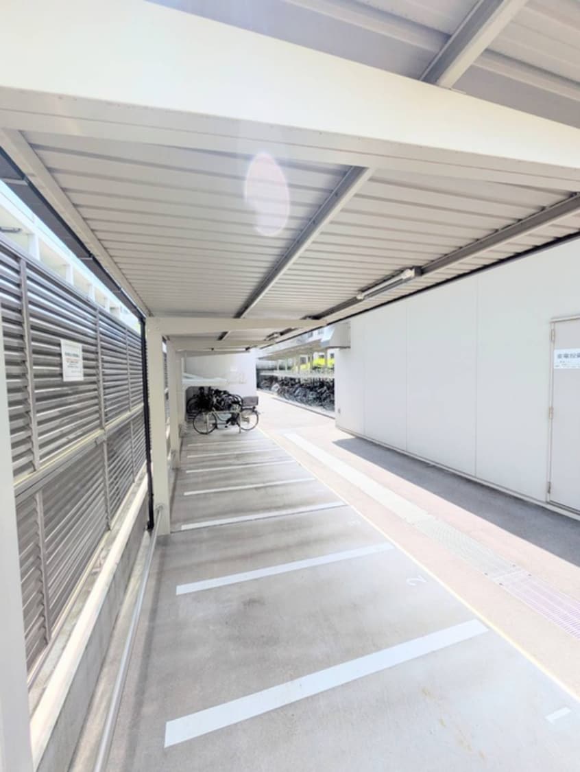 駐輪場 クロスレジデンス飯田橋