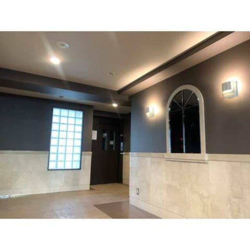 エントランス部分 サンテミリオン旗の台（２０１）