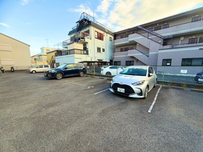 駐車場 フラワーハイツＢ