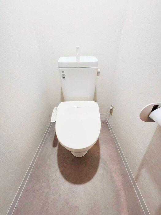 トイレ マモ－ル北久里浜