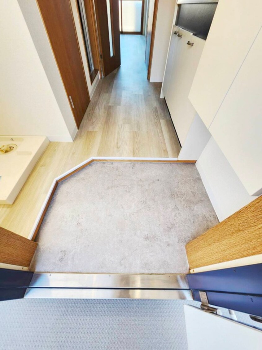 玄関 マモ－ル北久里浜