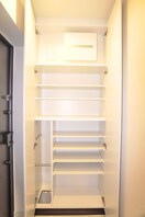 靴箱 コンフォリア新御徒町