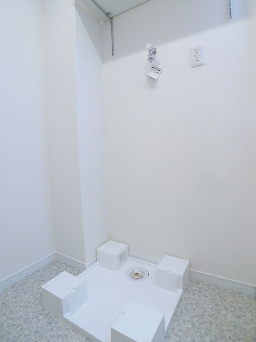 洗濯機置場 ランドヴィル千住柳町