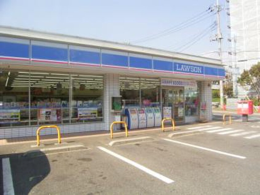 ローソン ビューコート仏向町店(コンビニ)まで600m クリエ－ル和田