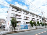 セシーズ府中
