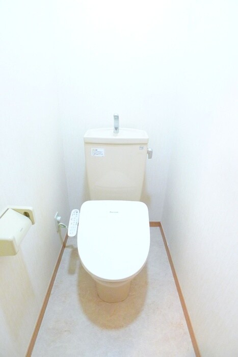 トイレ モンラフィ－ヌ