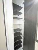 靴箱 エストウルースプラス三ノ輪