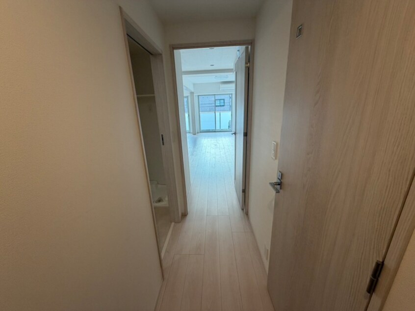 廊下 ｺﾝﾌｫﾘｱ・ﾘｳﾞ豊洲ｷｬﾅﾙ