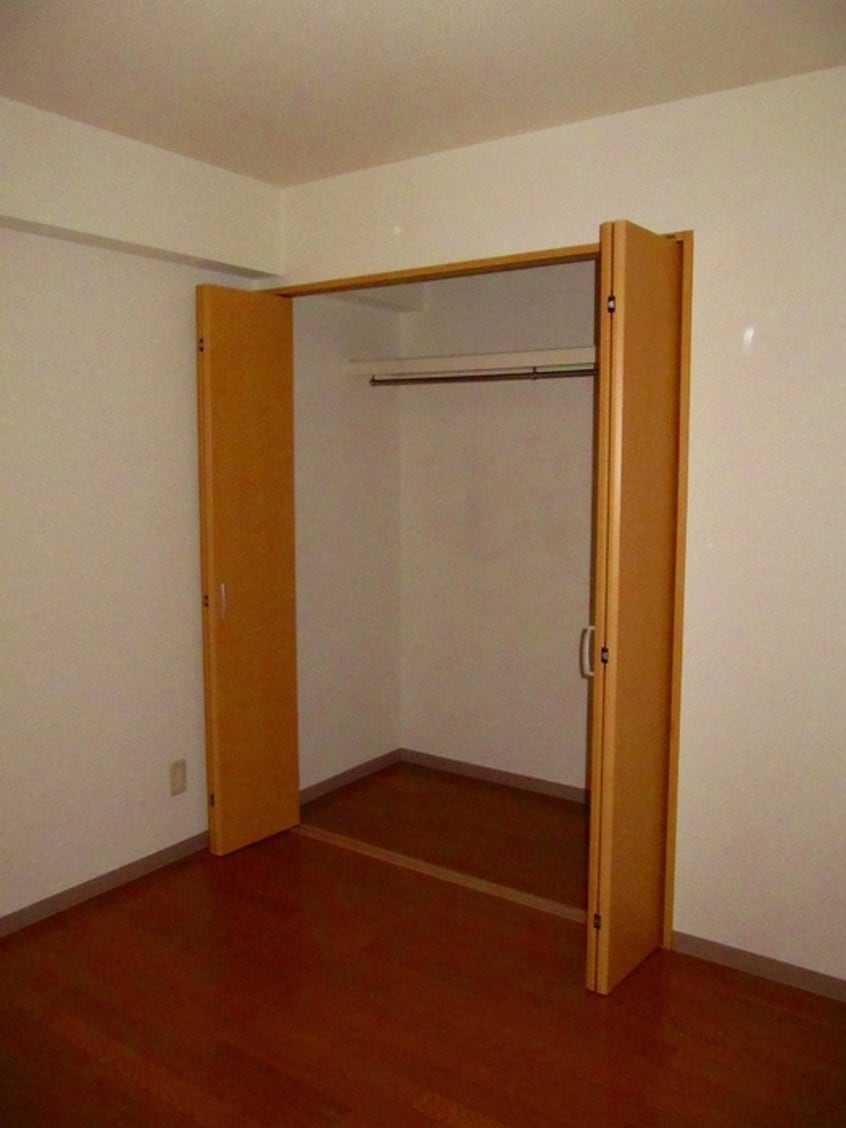 収納 ラ　ジオン