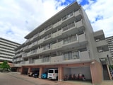 けやき通り北七番館