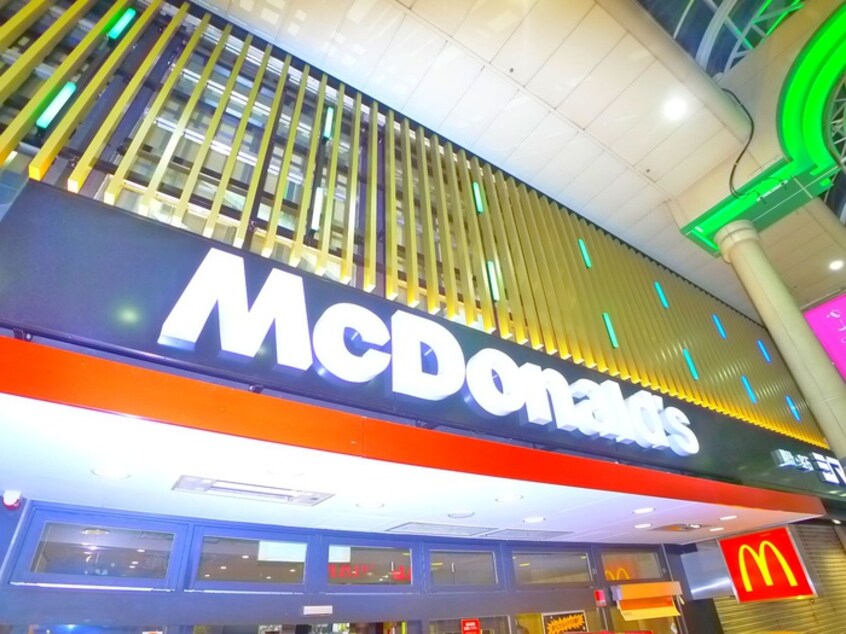 マクドナルド(ファストフード)まで598m ＣＡＳＳＩＡ柏