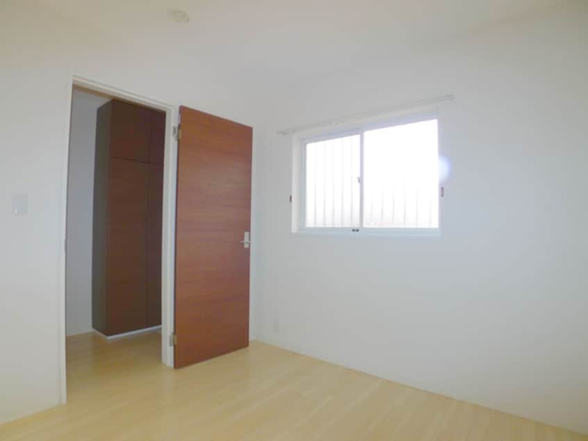 居室 ラ・フォーレあずま