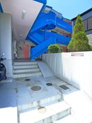 エントランス部分 ベルコリ－ヌ上本郷