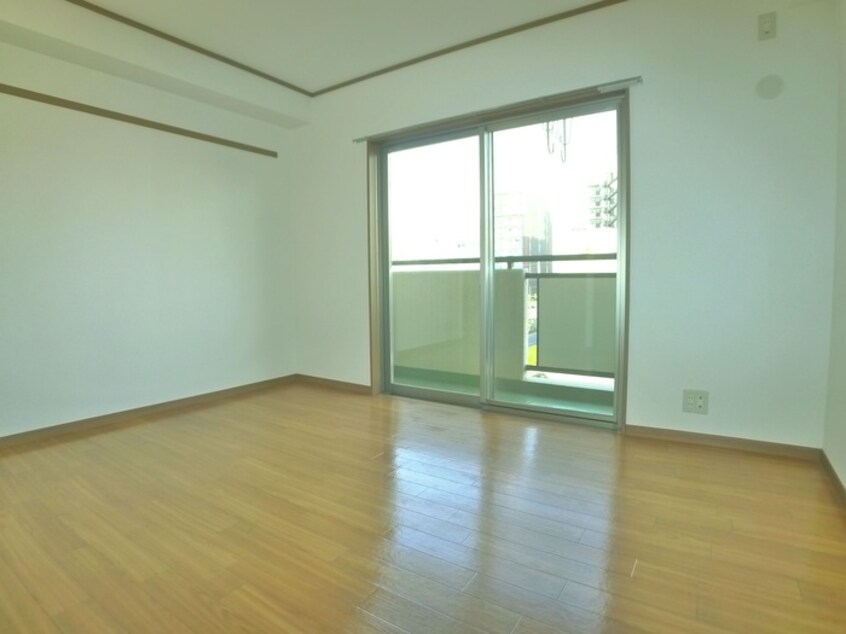 居室 シャルム秋元