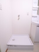 洗濯機置場 シャルム秋元