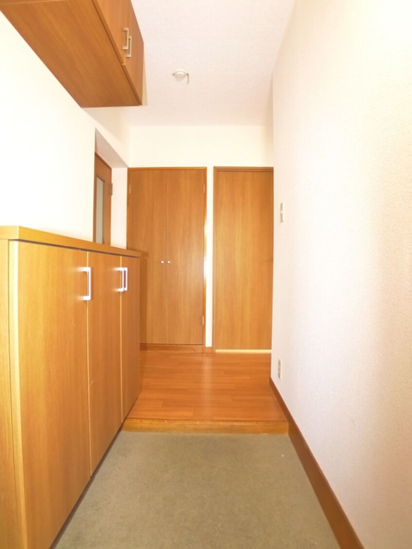 廊下 シャルム秋元