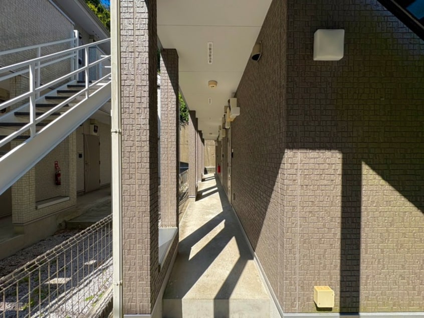 エントランス部分 ジュノ・ヴィラージュ・ノワール