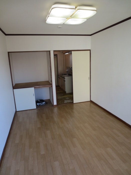 居室 ルナ・パーク井上