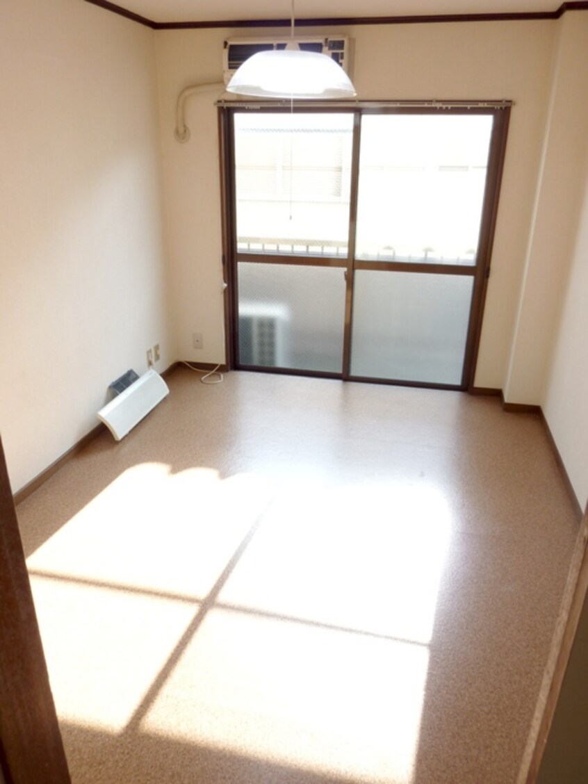 居室 ルナ・パーク井上