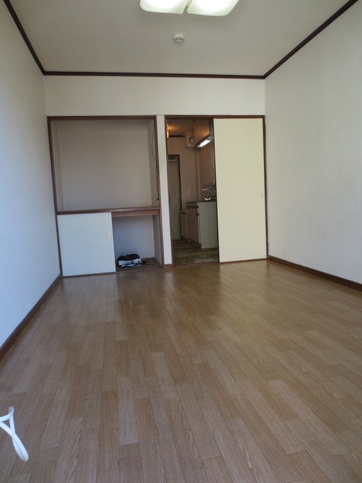 居室 ルナ・パーク井上