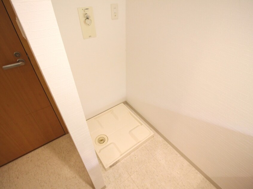 洗濯機置場 神楽坂ﾄﾜｲｼｱﾋﾙｻｲﾄﾞﾚｼﾞﾃﾞﾝｽ(417)