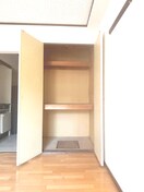 収納 ロ－ズハ－スト