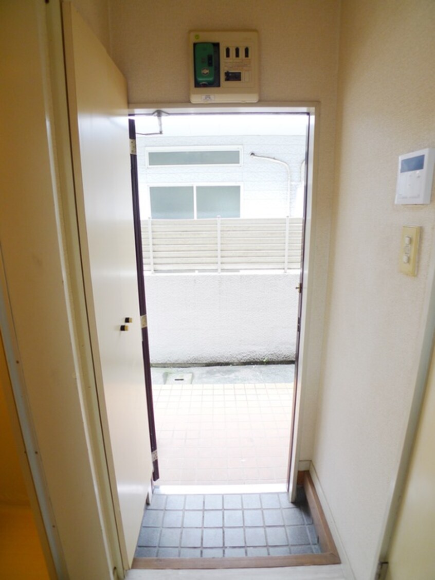 廊下 ウエストヒルズ月見野