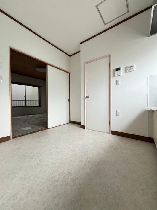 居室 末次ビル