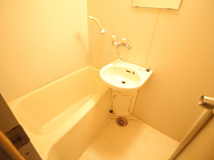 バス／シャワールーム等 グレース新川崎Ⅱ