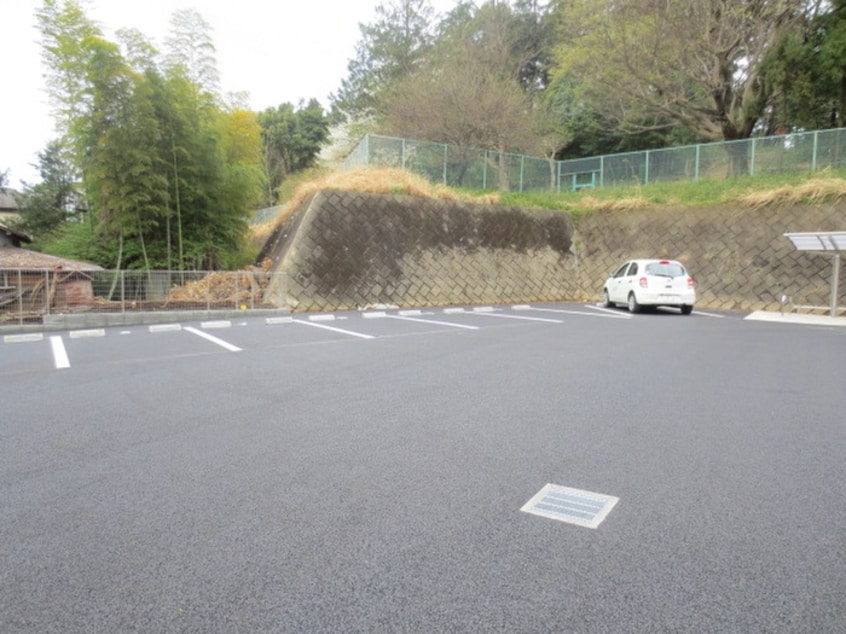 駐車場 ドエルピアＡ