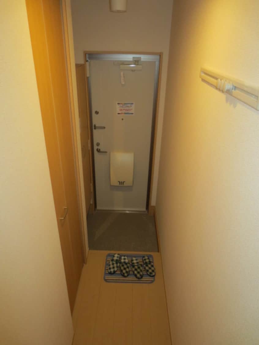 玄関 ドエルピアＡ