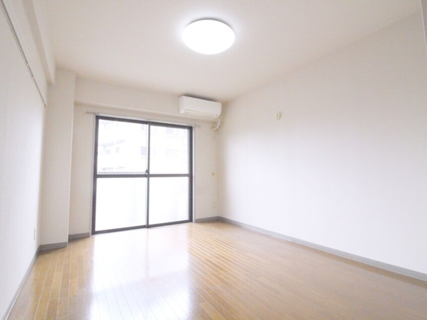 居室 セントラルハイツ新和