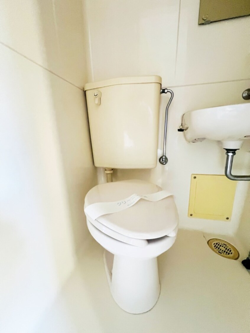 トイレ ﾊﾟﾃｨｵ中川
