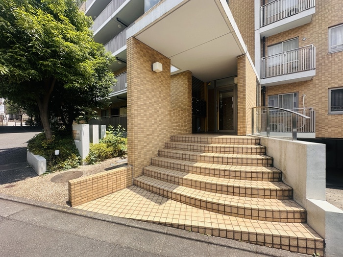 エントランス部分 アーバンフラッツつつじヶ丘