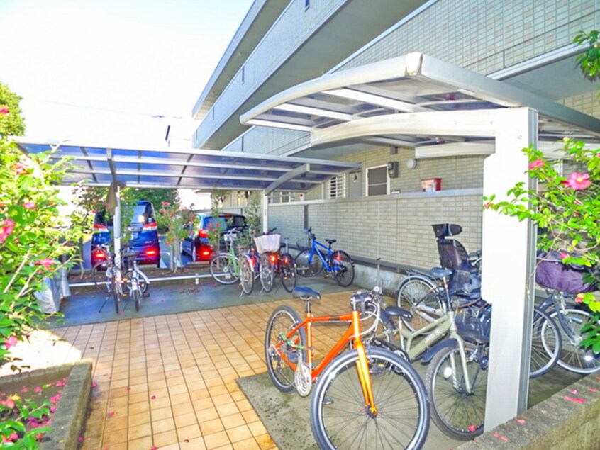 駐輪場 グランフィ－ルド松江Ⅱ