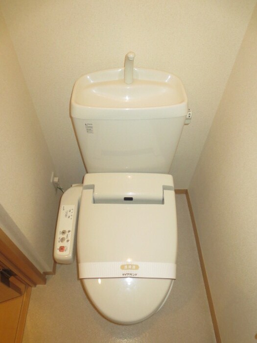 トイレ グランフィ－ルド松江Ⅱ