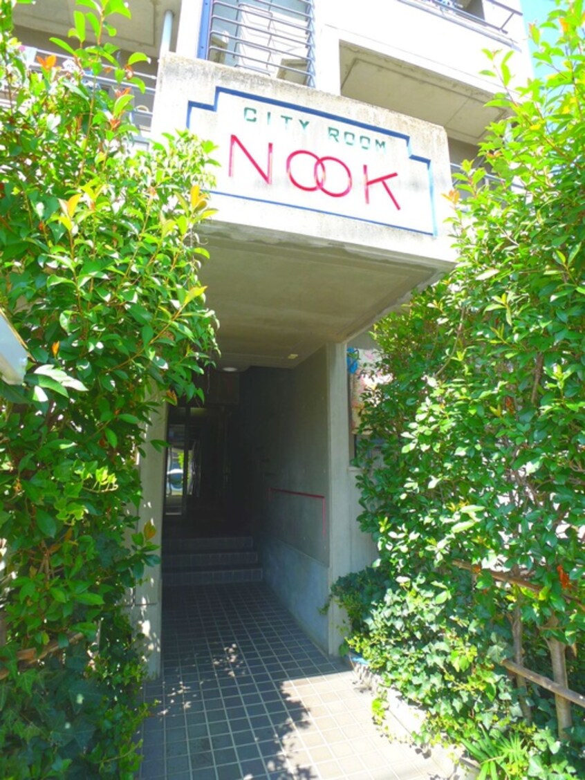 エントランス部分 ＮＯＯＫ