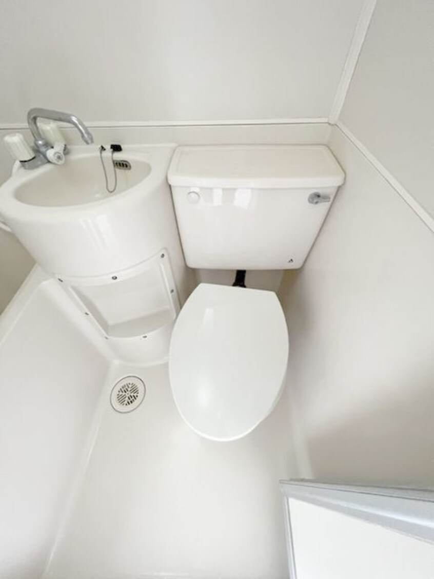 トイレ モナークハイム2