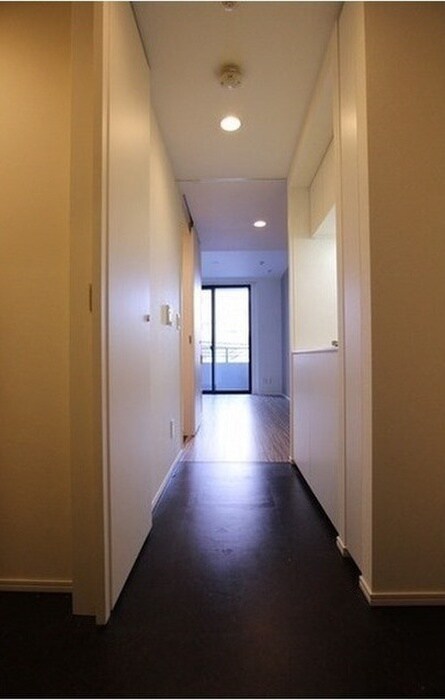 廊下 パークフラッツ中目黒