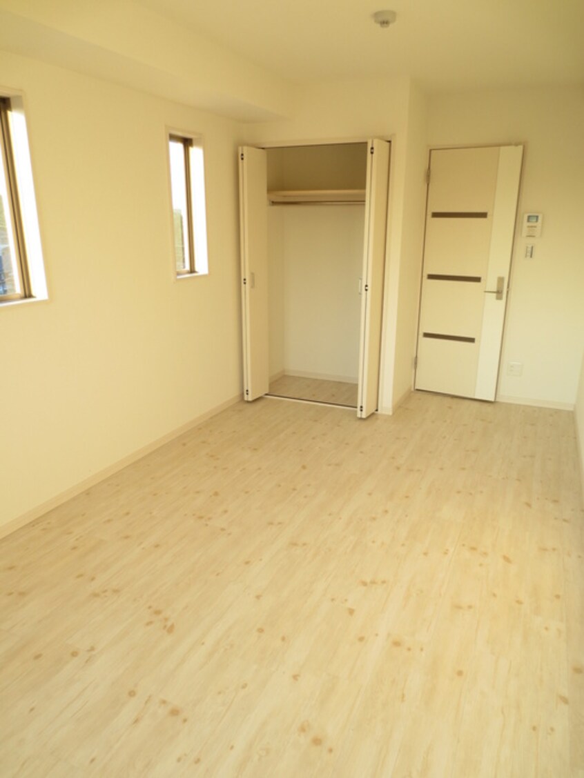 収納 ＰＩＡ　ＨＩＬＬＳ綾瀬