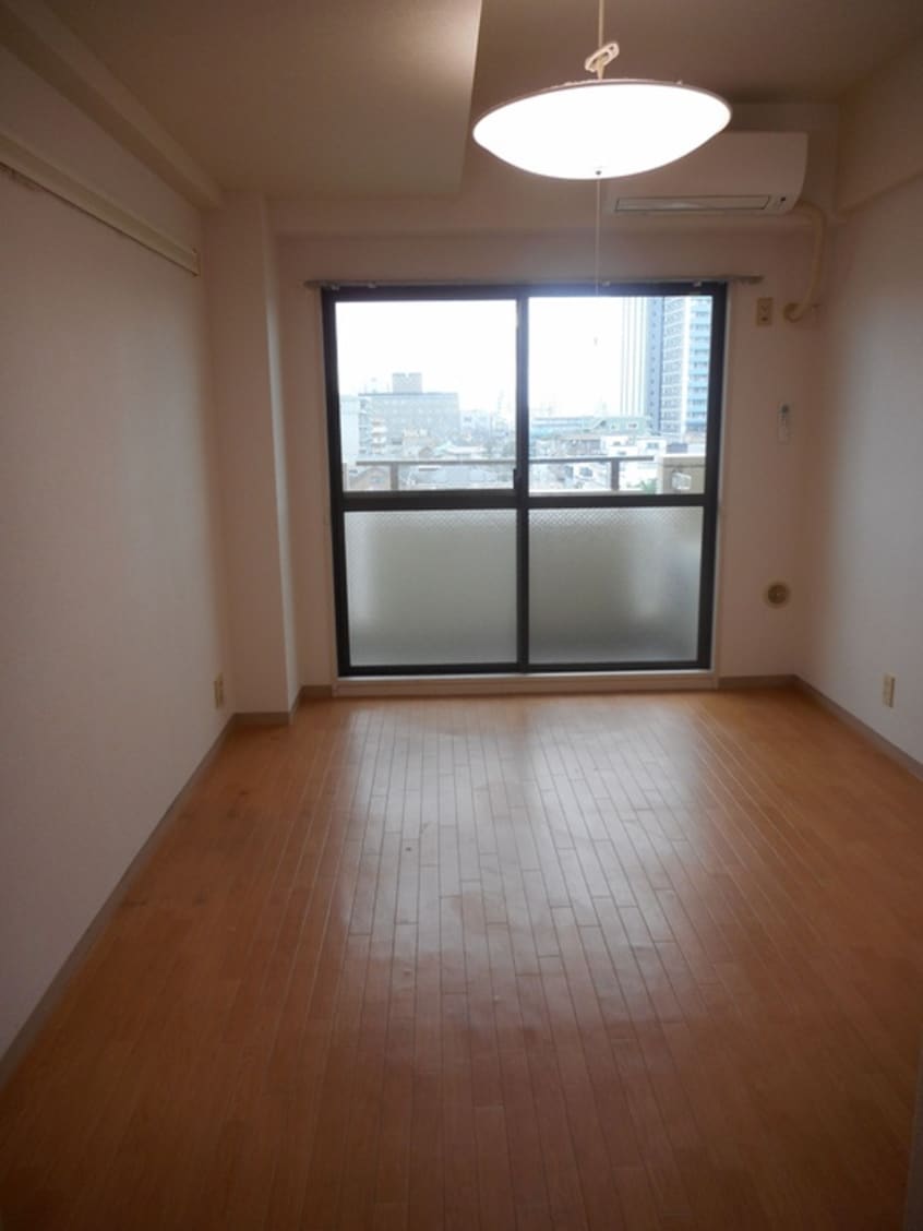 室内からの展望 ウィンザ－パレス川口