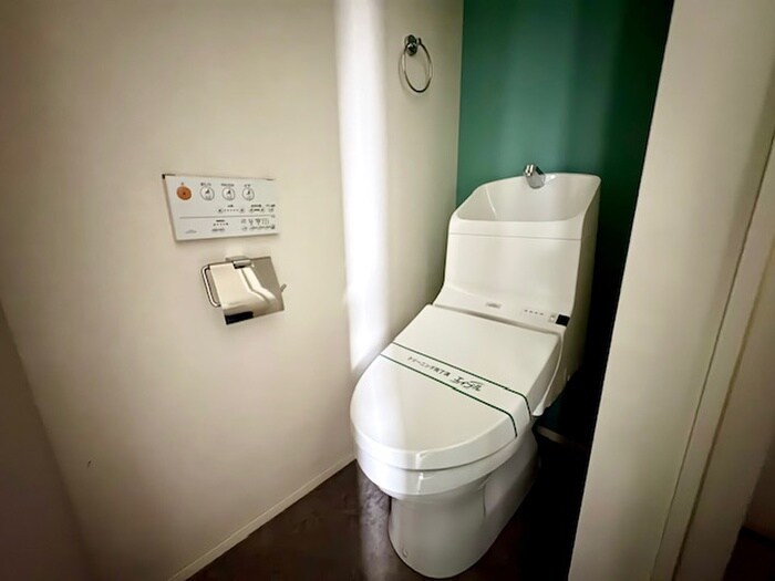 トイレ バイオレットヒルズ東館