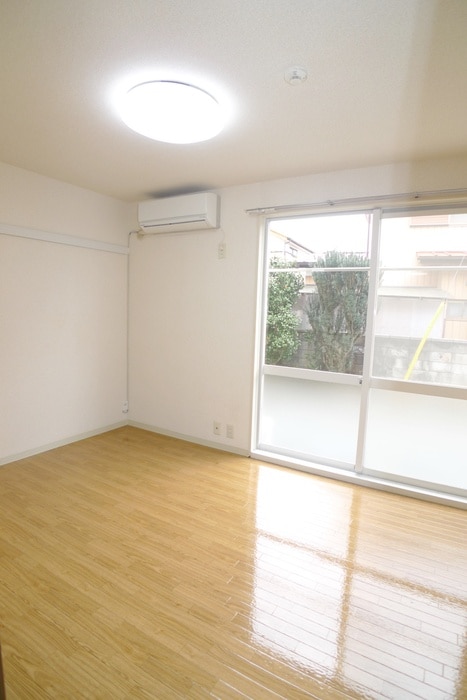 居室 フレンドシップ岩沢Ｃ