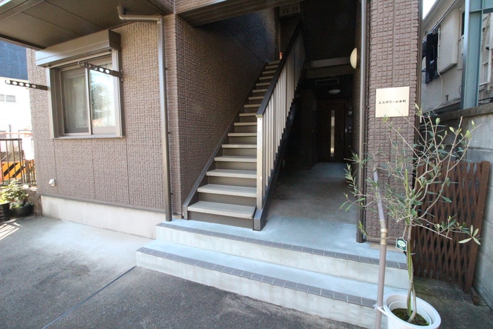 エントランス部分 エスポワール本町