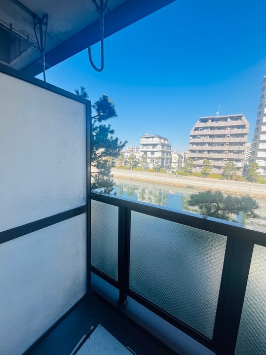 室内からの展望 ﾒｿﾞﾝｸﾚｰﾙ