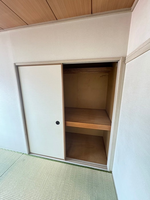 収納 グランデュール松浪