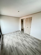 居室 グランデュール松浪