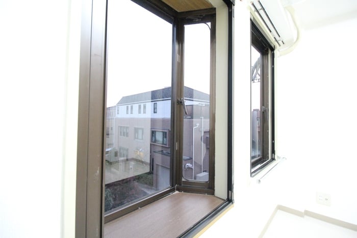 室内からの展望 シャルム小日向