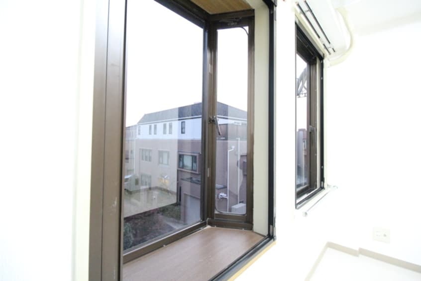 室内からの展望 シャルム小日向